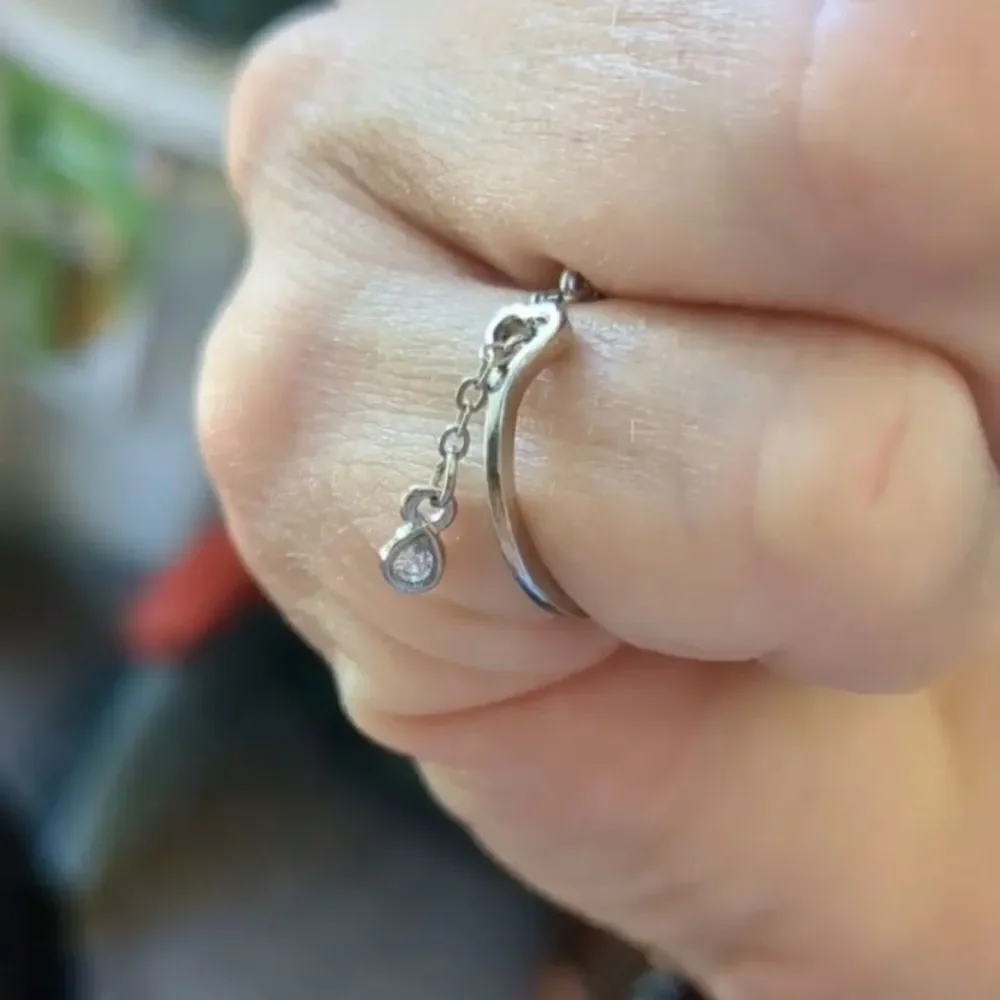 Retro water drop pinky/knuckle ring